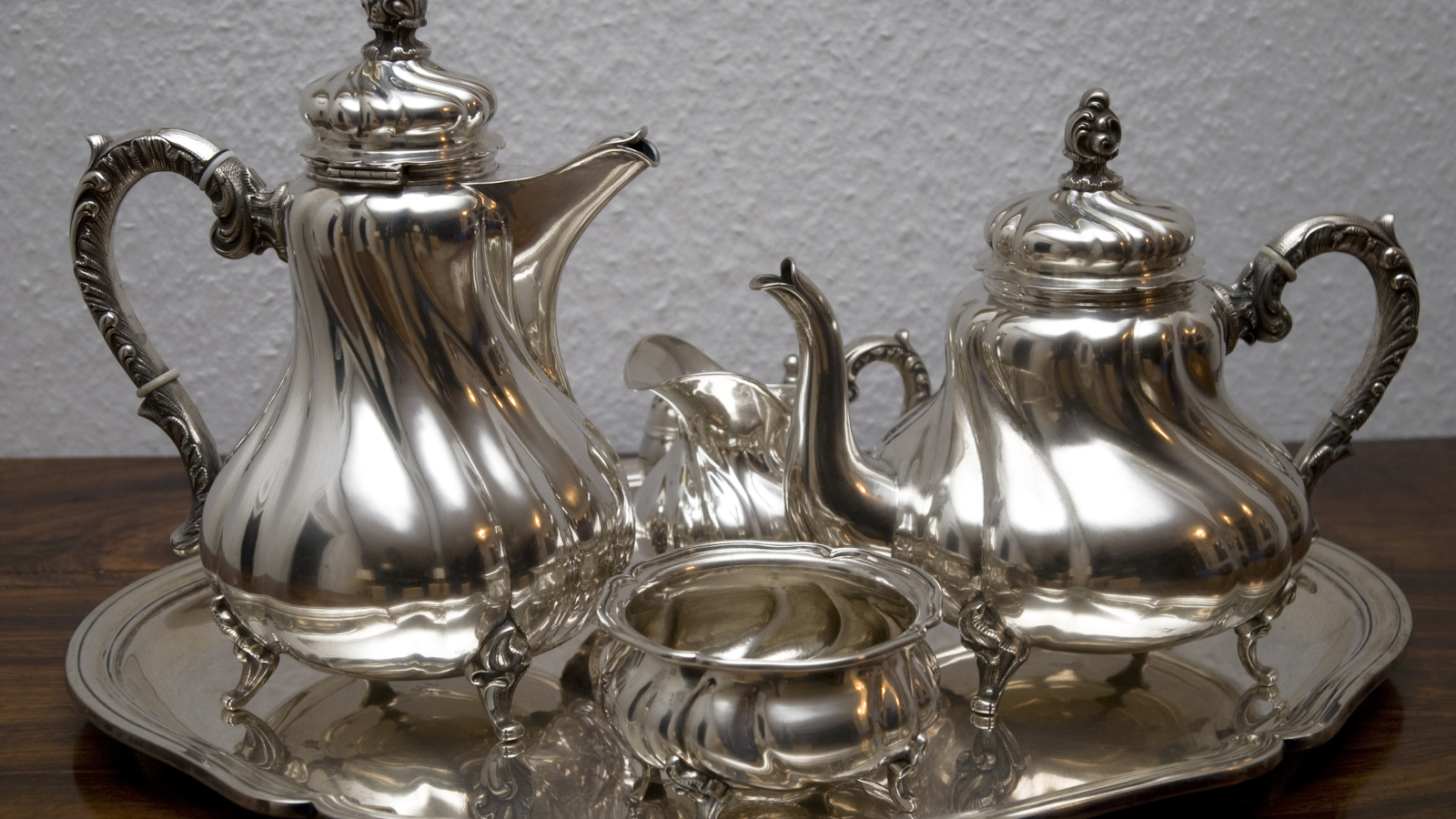 silver teapot - Silver teapot