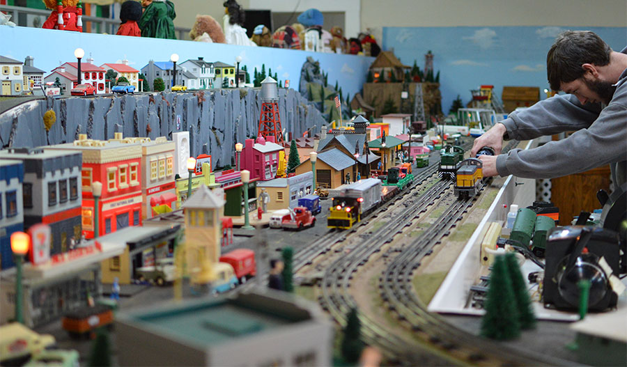 Train-Set_7f8315ad230a616942b77b87fa0436df